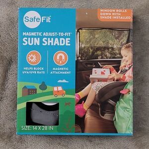 💥Brand New!💥 SafeFit Magnetic Adjust-to-fit Sun Shade - ROLLS W/ WINDOW